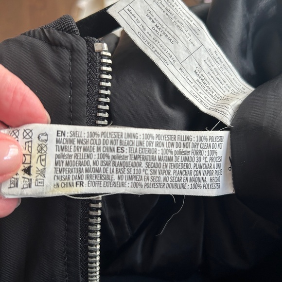 Forever 21 - Black Bomber Jacket - Picture 4 of 7